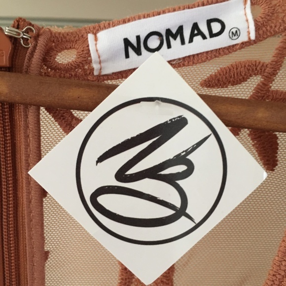 Lace maxi embroidered dress sz medium NWT - Picture 8 of 14